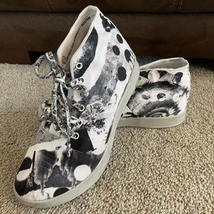 NOBULL Artist for Humanity Canvas Mid Trainer